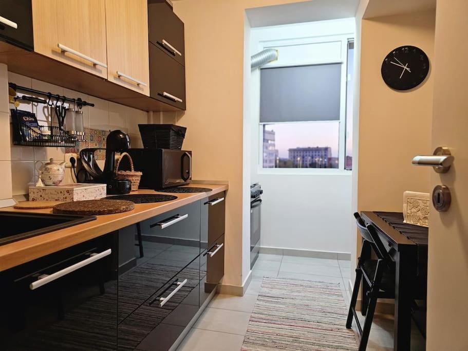 Modern & Cozy 2 Rooms Apartment Bucureşti Ngoại thất bức ảnh