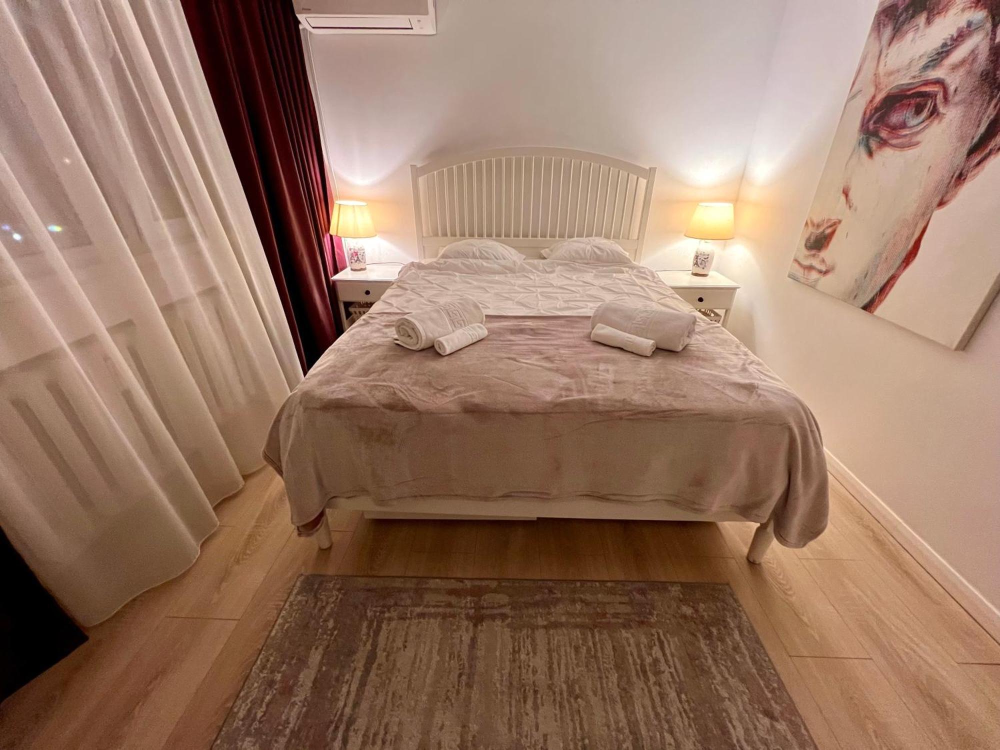 Modern & Cozy 2 Rooms Apartment Bucureşti Ngoại thất bức ảnh